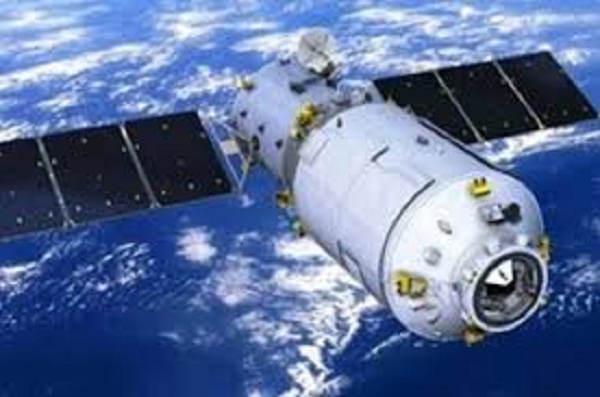 مختبر فضائي صيني مأهول يعود لدخول الغلاف الجوي يوم الجمعة
